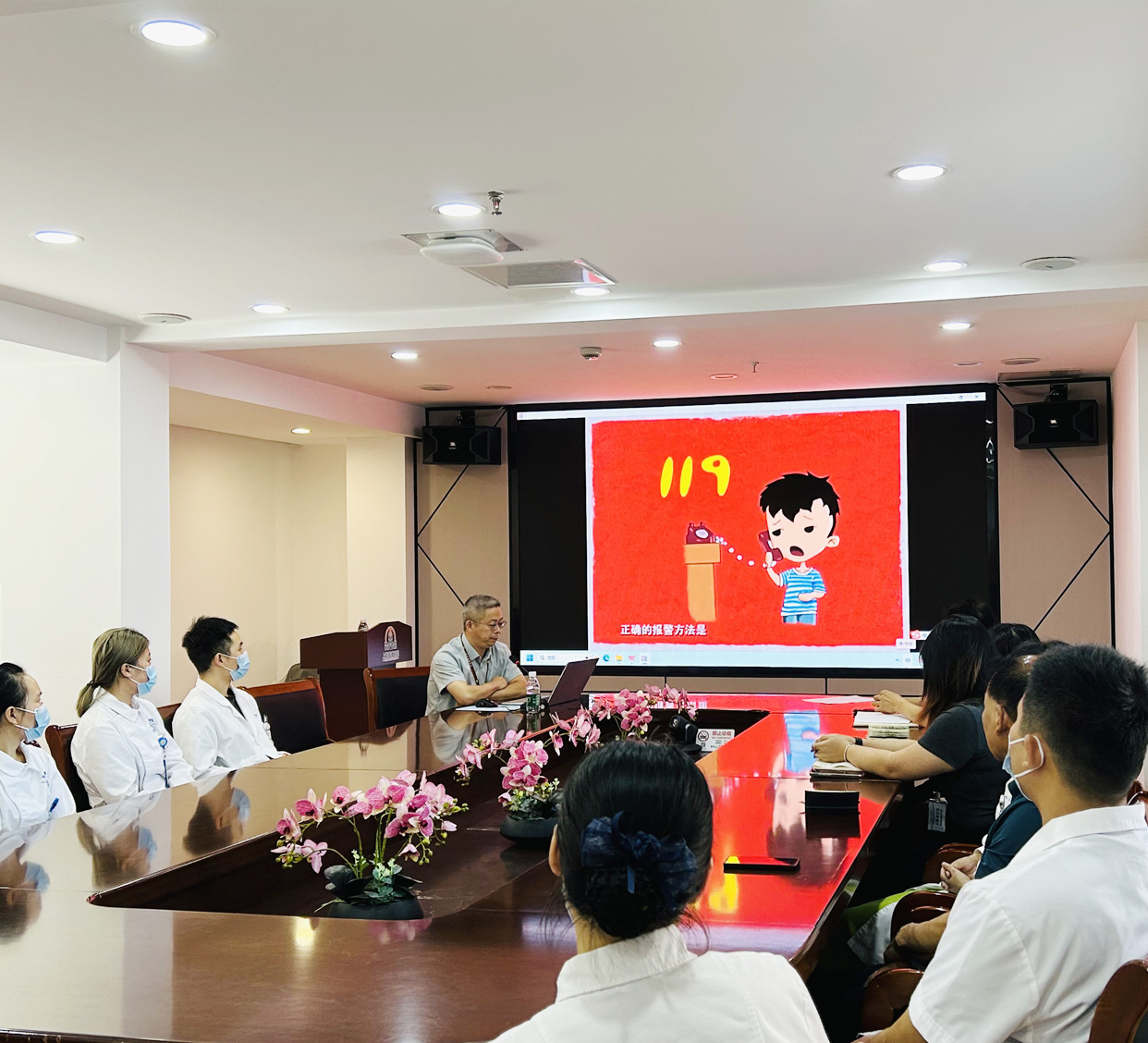 实战砺安全，共筑防火墙——上海奉浦医院成功完成2024年第三季度消防知识培训及演练